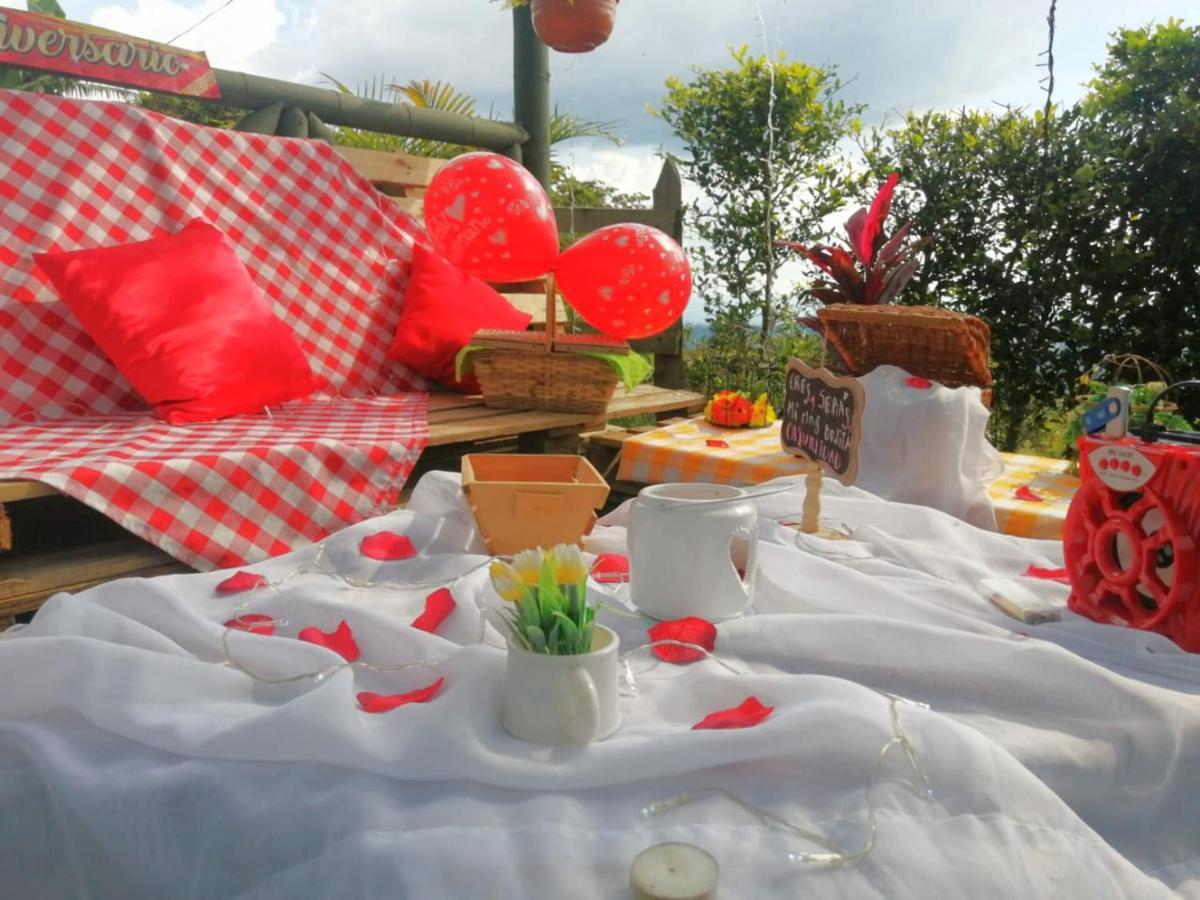 Finca Turistica Santa Clara Pansiyon Calarcá Dış mekan fotoğraf
