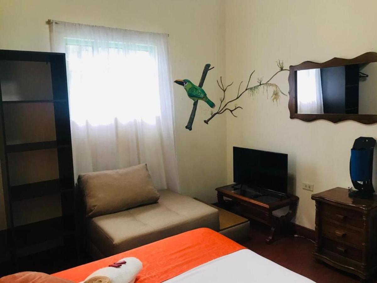 Finca Turistica Santa Clara Pansiyon Calarcá Dış mekan fotoğraf