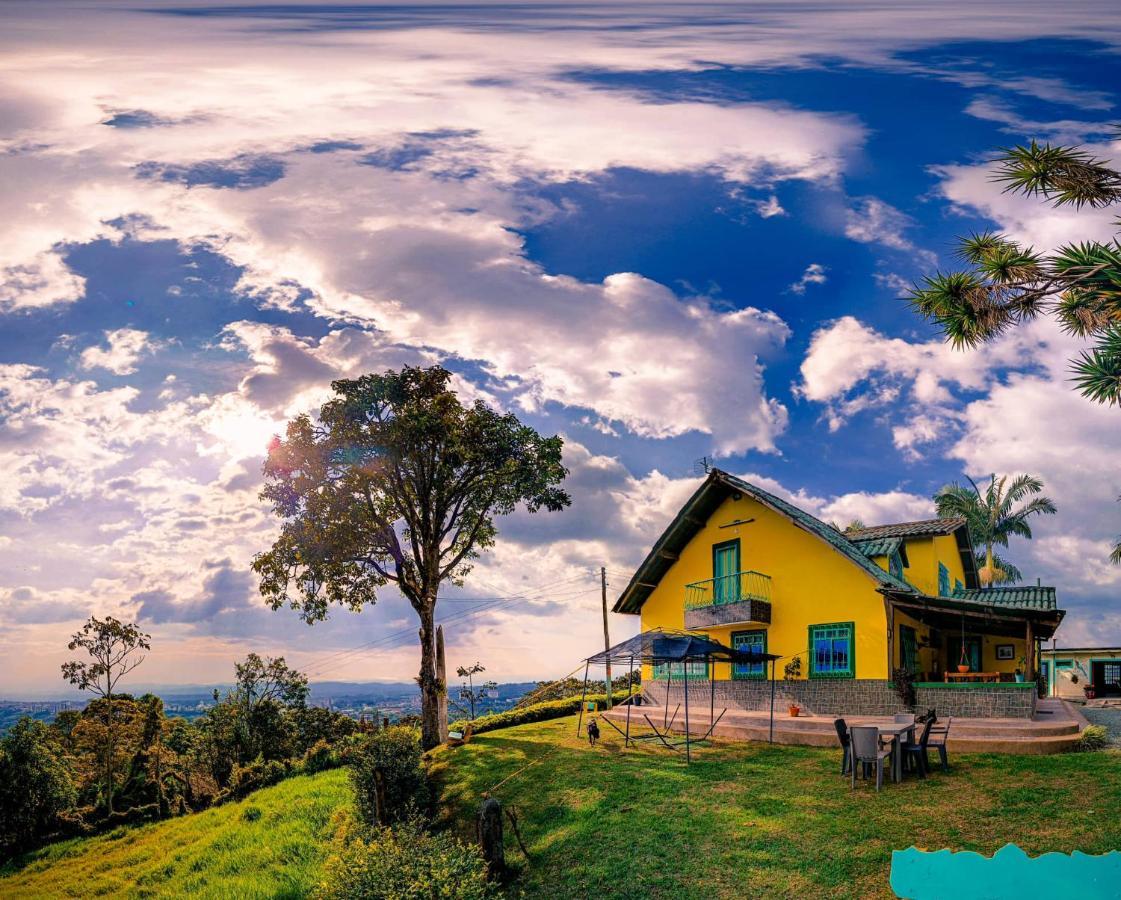 Finca Turistica Santa Clara Pansiyon Calarcá Dış mekan fotoğraf